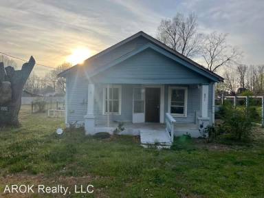 Main picture of 821 Church Ave