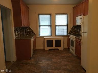 Main picture of 3555 Amboy Rd