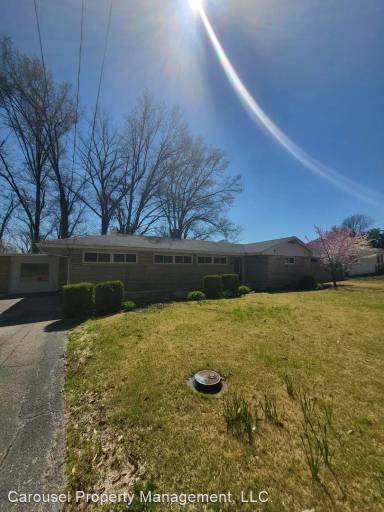 Main picture of 507 Pfeiffer Rd