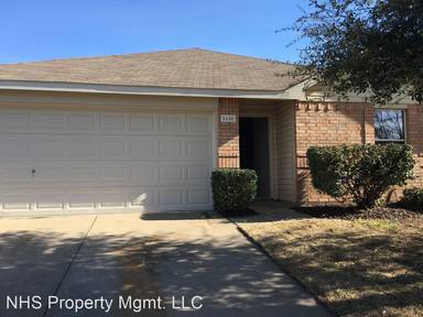 Main picture of 1116 Maplewood Ln
