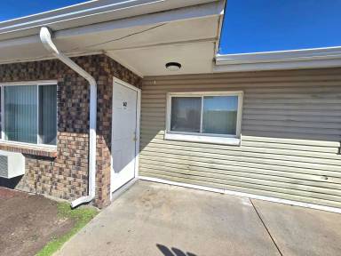 Main picture of 706 2nd St