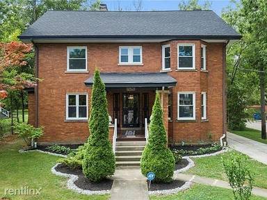 Main picture of 12563 Clifton Blvd