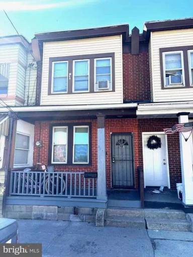 Main picture of 917 Koehler Street Gloucester City, NJ 08030