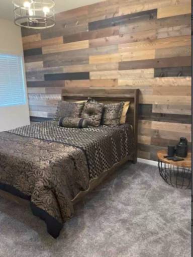 Main picture of 2118 Iberian Ct