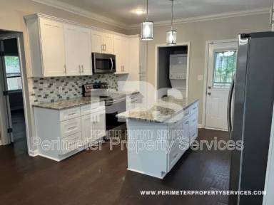 Main picture of 1010 Palmetto Ave SW