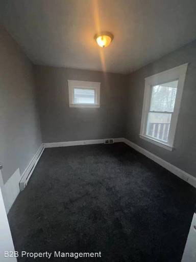 Main picture of 10603 Crestwood Ave