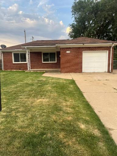 Main picture of 315 Anita Dr