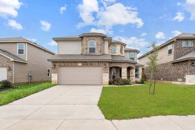 Main picture of 2560 Ayers Dr