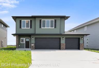 Main picture of 7739 Cub Creek Way