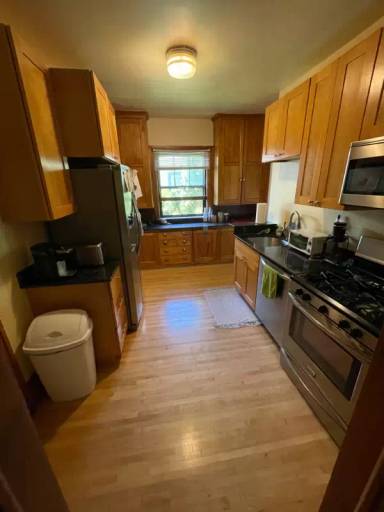 Main picture of 3217 DuPont Ave S