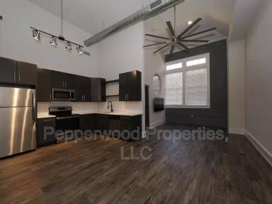 Main picture of 600 Magnolia St