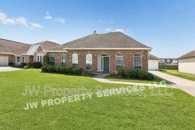 Main picture of 1208 Lake Frances Dr