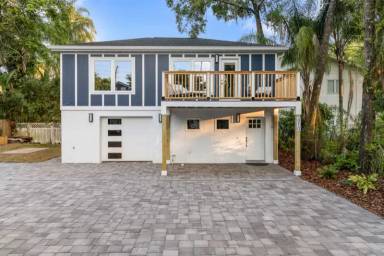 Main picture of 810 Palmer St