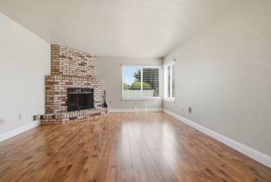 Main picture of 613 Cedar Dr