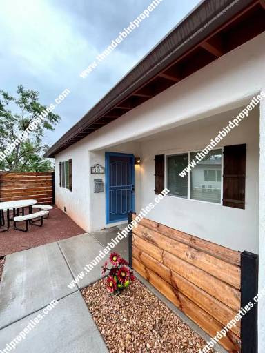 Main picture of 1300-1323 San Mateo Blvd SE Apartments