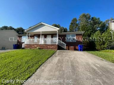 Main picture of 2944 Landmark Ct NE