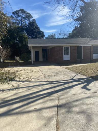 Main picture of 104 Sidney St