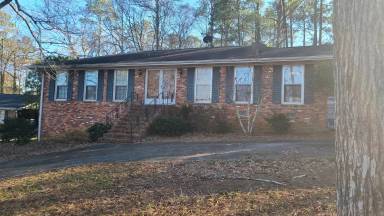 Main picture of 2964 Rolling Rd