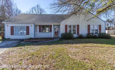 Main picture of 109 Corral Way