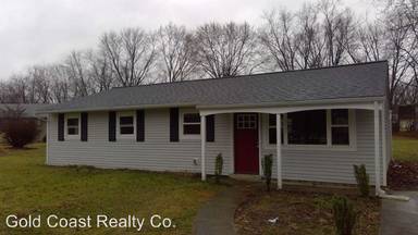 Main picture of 560 Davis Rd