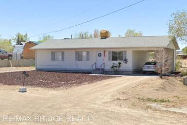 Main picture of 1453 W Gordon Creek Rd
