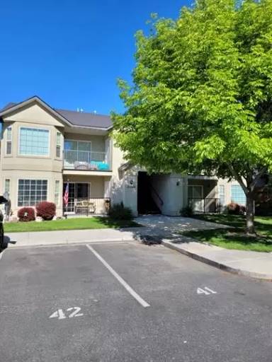 Main picture of 10066 W Garverdale Ln