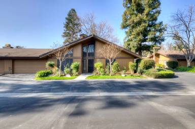 Main picture of 6260 N Palm Ave