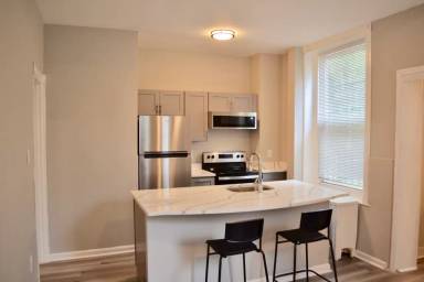 Main picture of 5335 Wayne Ave
