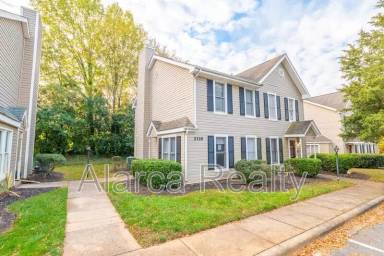 Main picture of 3136 Driftwood Dr