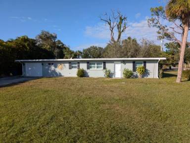 Main picture of 1870 Powell Dr