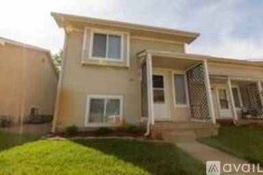 Main picture of 5550 S Gold St