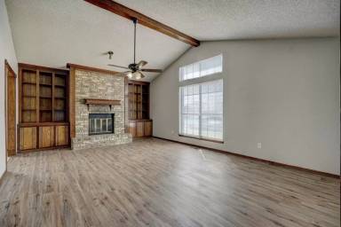 Main picture of 2700 Clover Glen Dr