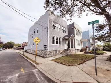 Main picture of 16 E Bidwell Ave