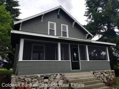Main picture of 595 Division St