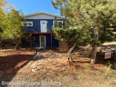 Main picture of 327 Terrace Pl