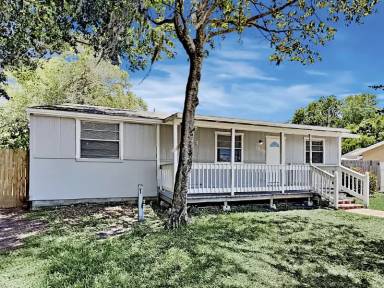Main picture of 7509 N Saint Peter Ave