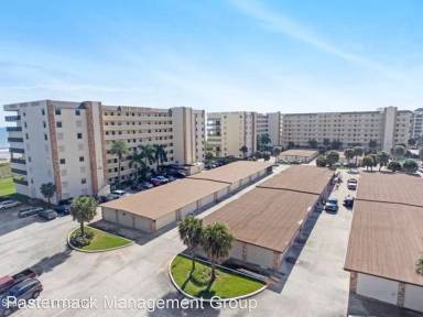 Main picture of Royale Towers Condo