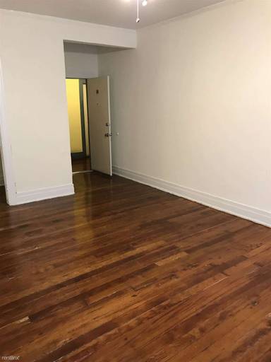 Main picture of 441 S Rampart Blvd