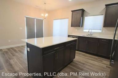 Main picture of 1558 S Quartz Dr