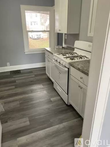 Main picture of 2412 James Ave N