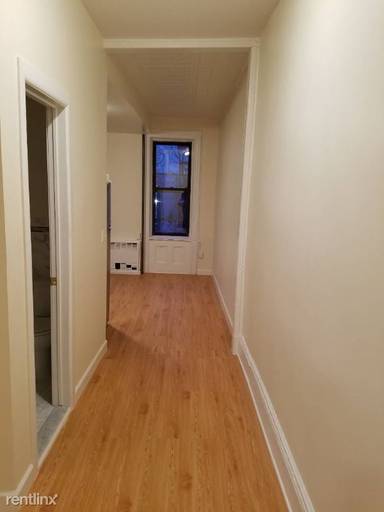 Main picture of 593 Park Pl