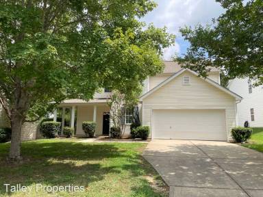 Main picture of 9916 Highlands Crossing Dr