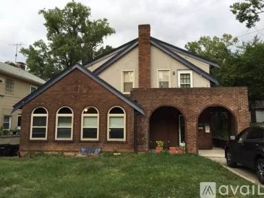 Main picture of 3378 Morrison Ave