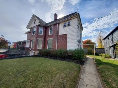 Main picture of 67 E High St
