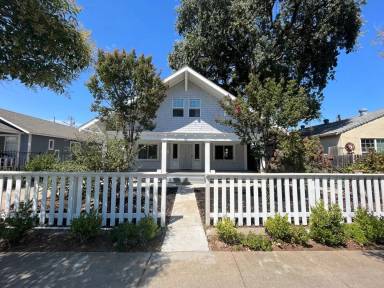 Main picture of 127 Arden Way