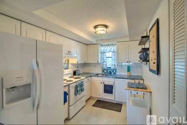 Main picture of 11000 S Ocean Dr