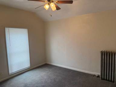 Main picture of 43 W Lewis St