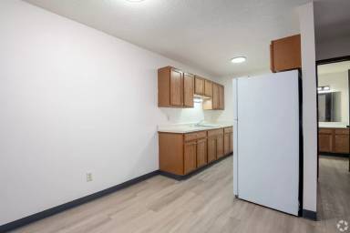 Main picture of 187 S National Ave