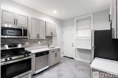 Main picture of Edgewater Gardens Apartments