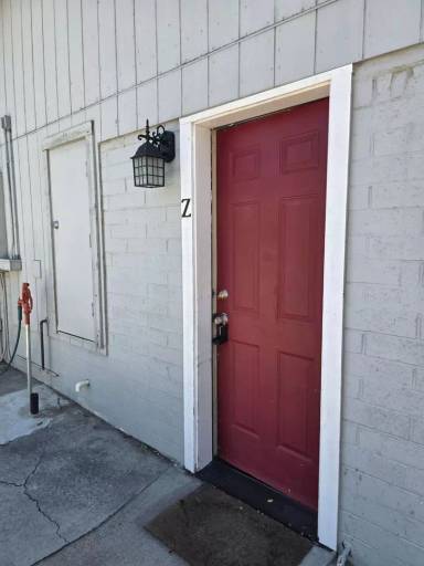Main picture of 1517 Roop St